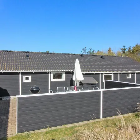 Holiday home Leya - 900m From The Sea In Nw Jutland By Interhome