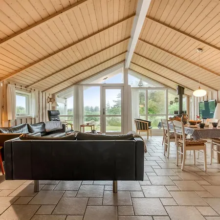 Ferienhaus Leya - 1-2km From The Sea By Interhome *