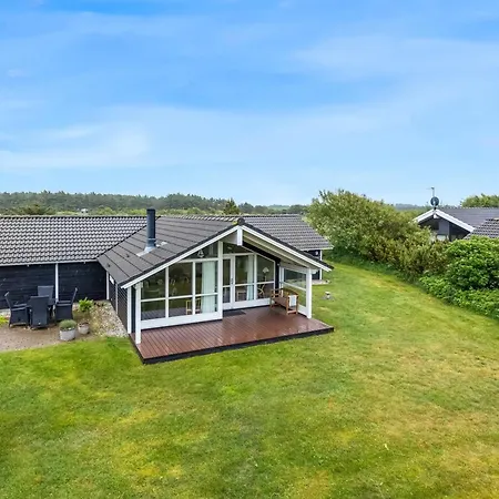 Leya - 1-2km From The Sea By Interhome Feriehus *